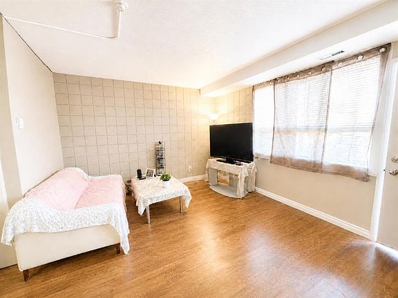 5th image of 1327 E Scenic Dr S #2