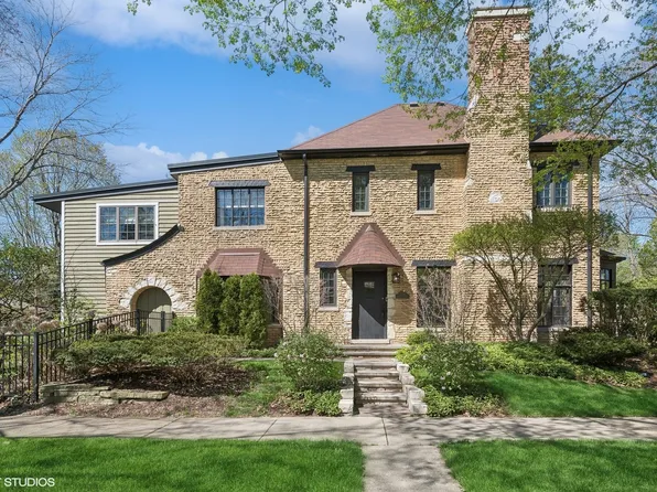 1701 Forest Ave, Wilmette, IL 60091