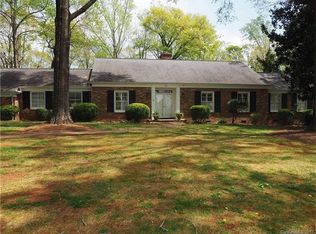 984 19th Ave NW, Hickory, NC 28601