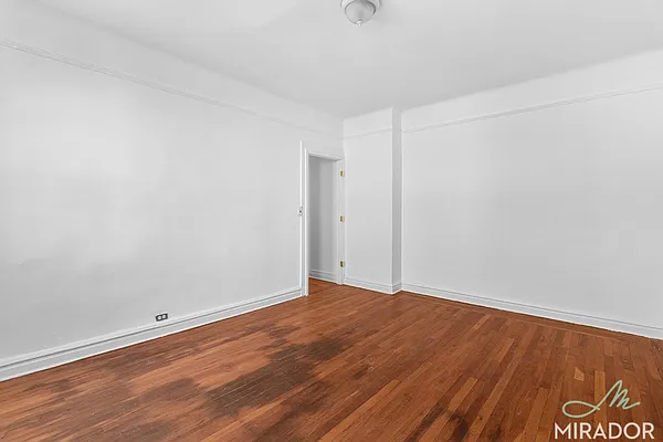 Rented by Mirador Real Estate | media 3