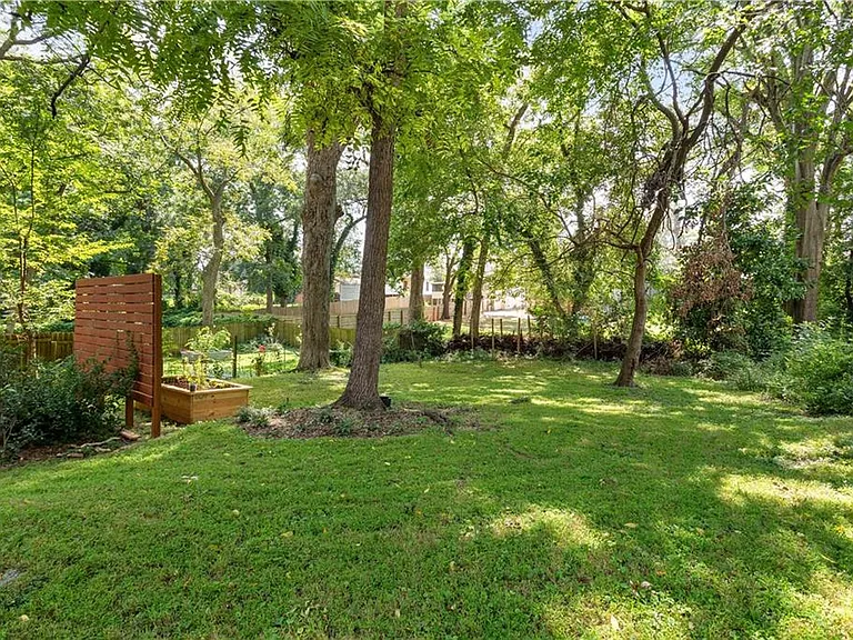 1010 Dill Ave SW — Photo 27