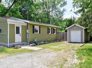 819 South St, Etna, OH 43018