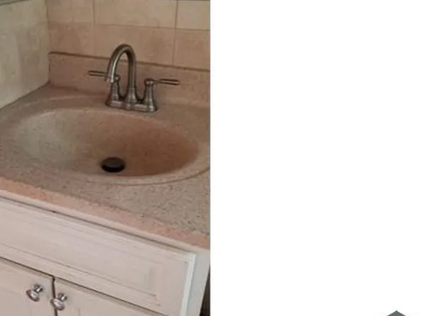 7740 Chapel Ave, Port Richey, FL 34668