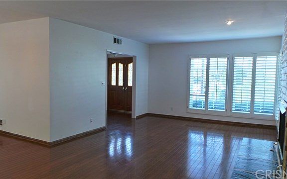5th image of 22622 Cavalier St