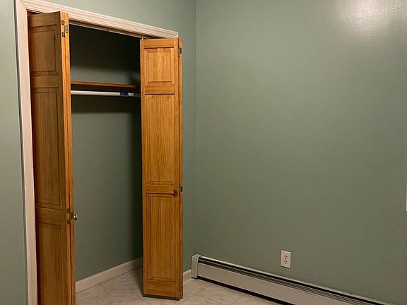 4th image of 1339 Teller Ave