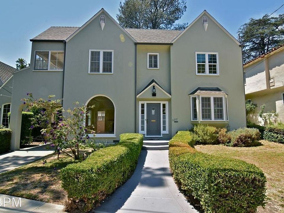 1st image of 2341 Canyon Dr