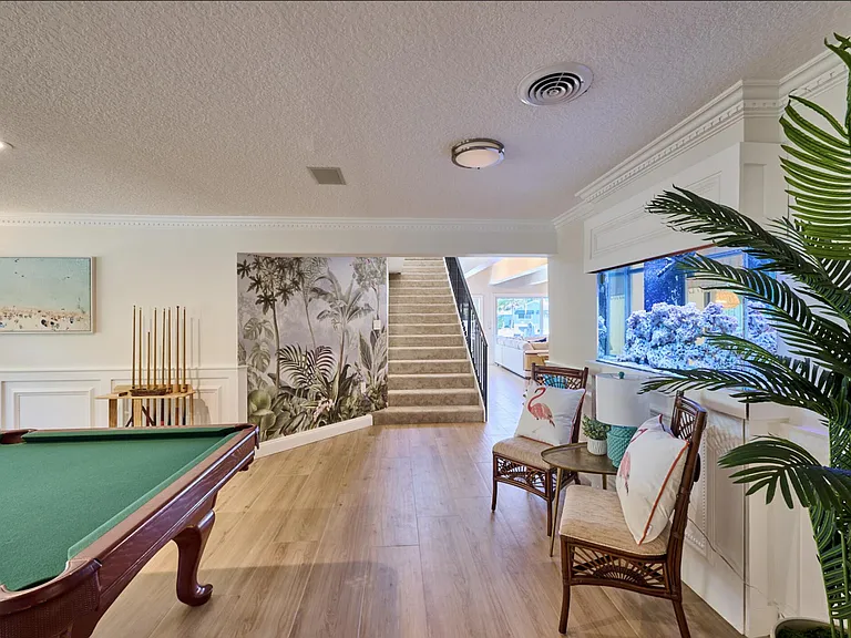 100 Neptune Dr — Photo 6