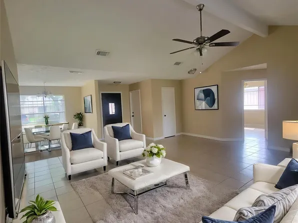 19330 Cypress Bay Dr, Katy, TX 77449
