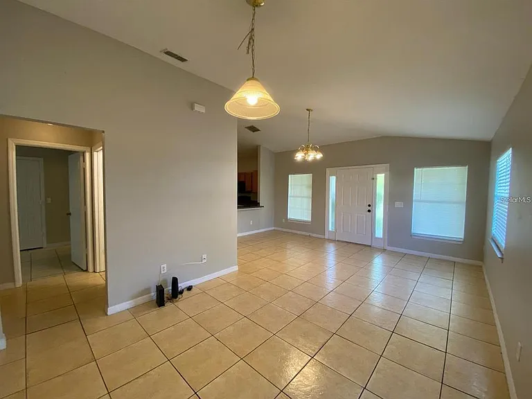 502 Blackbird Ln #A — Photo 4