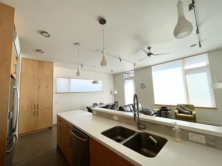 2743 Friendly Aly — Photo 12