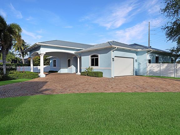 5th image of 16230 SW 89th Ct