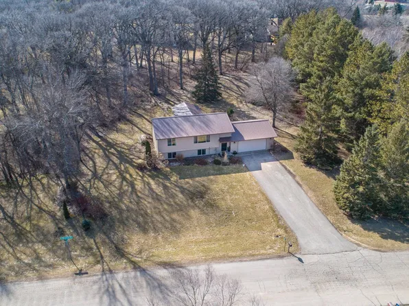 606 N Woodland Dr, Fergus Falls, MN 56537