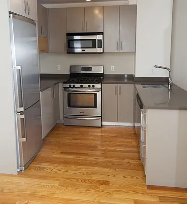 Rented by Medrash Realty | media 10