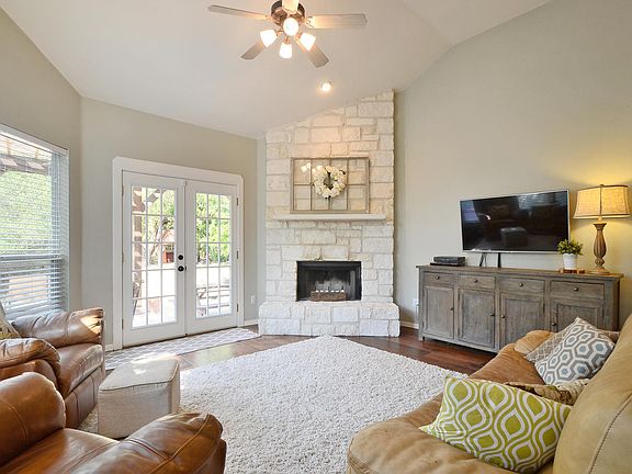 3rd image of 203 Picea Dr