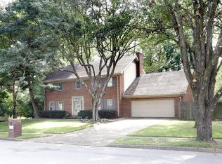 1085 Turkey Foot Rd, Lexington, KY 40502