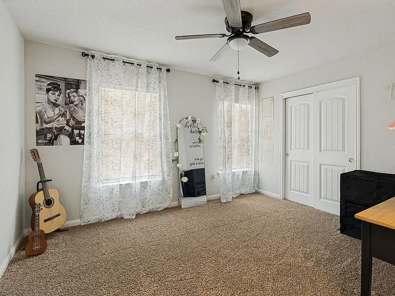 6719 Hibiscus Fls — Photo 17