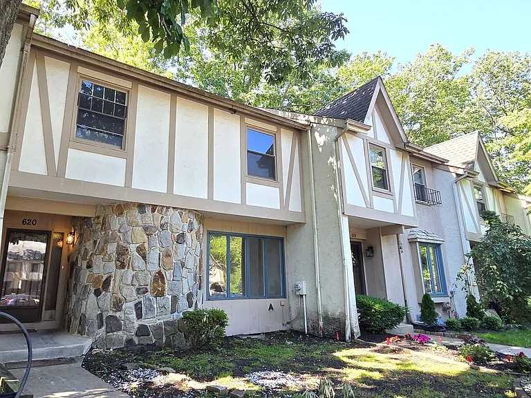 620 Jaeger Ct — Photo 3