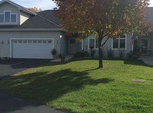 282 Southlake Cir, Fond Du Lac, WI 54935