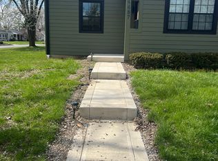 4487 Sharon Ave, Columbus, OH 43214