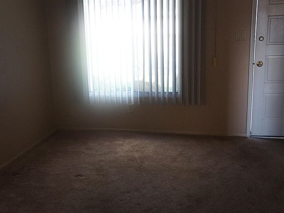 2nd image of 1229 E Fremont Dr
