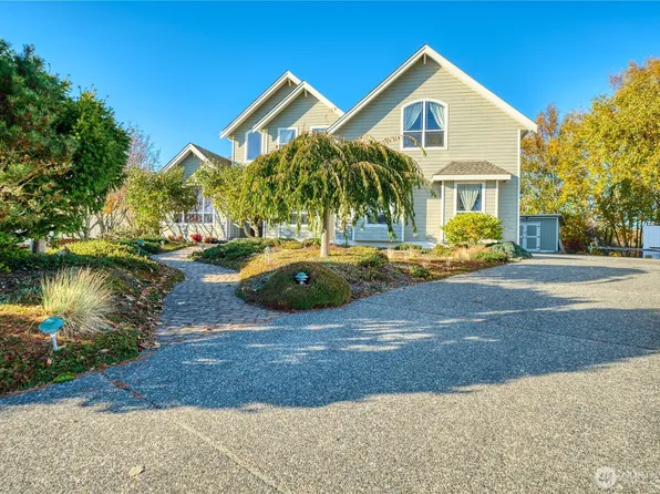 1561 Ocean View Lane, Point Roberts, WA 98281