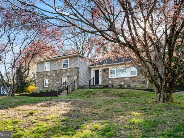 319 Crestview Cir, Media, PA 19063