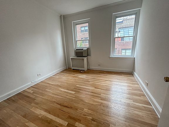 4th image of 205 E 66th St #303