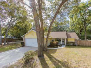 1734 Salvador St, Deland, FL 32720