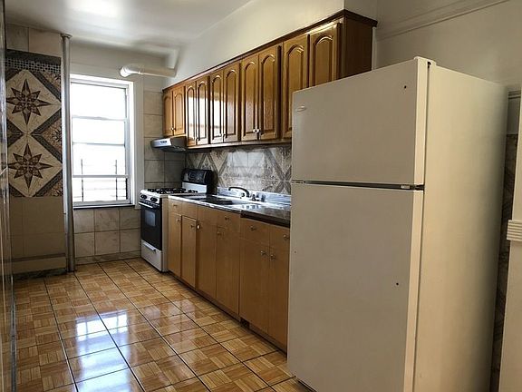 4th image of 3378 11th St #2D