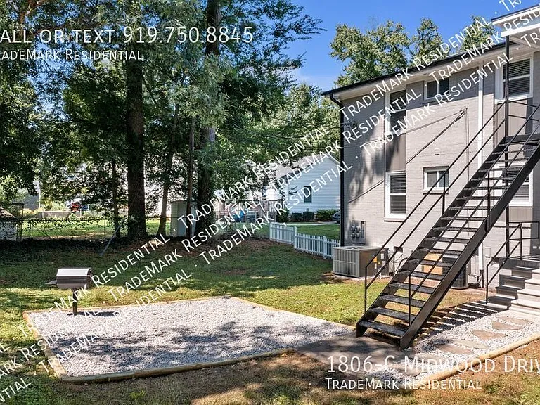 1806C Midwood Dr — Photo 18
