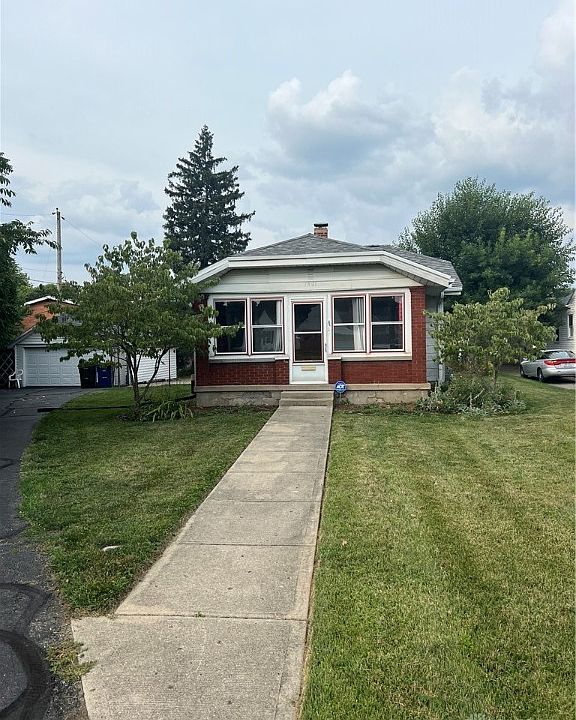 2nd image of 1321 Highview Ave