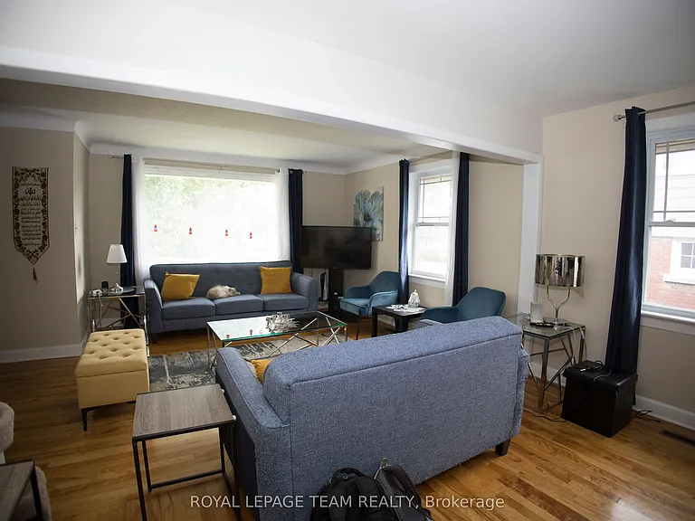 1339 Kilborn Ave — Photo 15