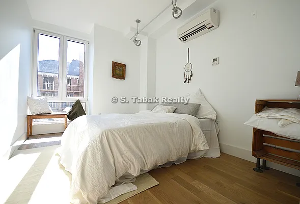 Rented by Sam Tabak | media 127