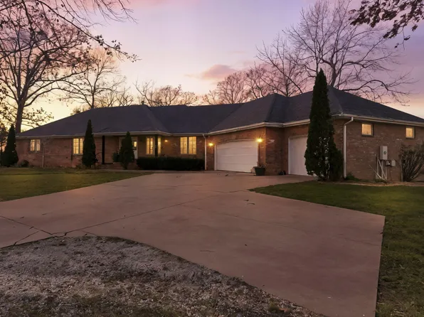 308 S Tanglewood Drive, Ozark, MO 65721