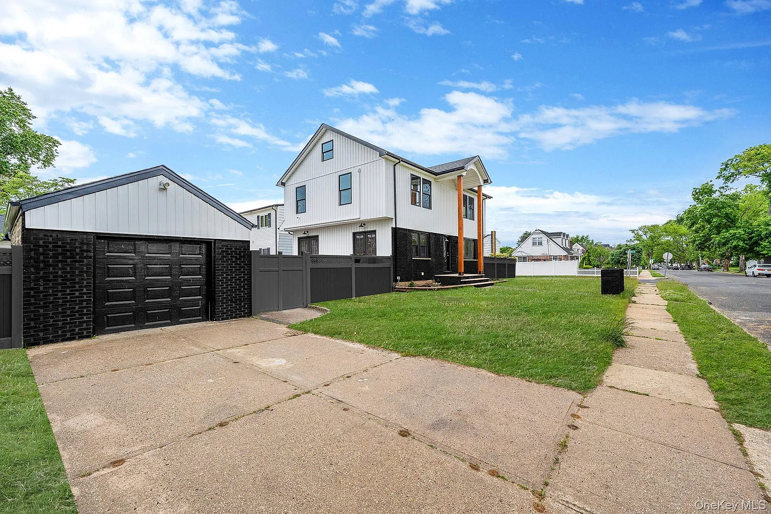 87 Sobro Avenue photo 1