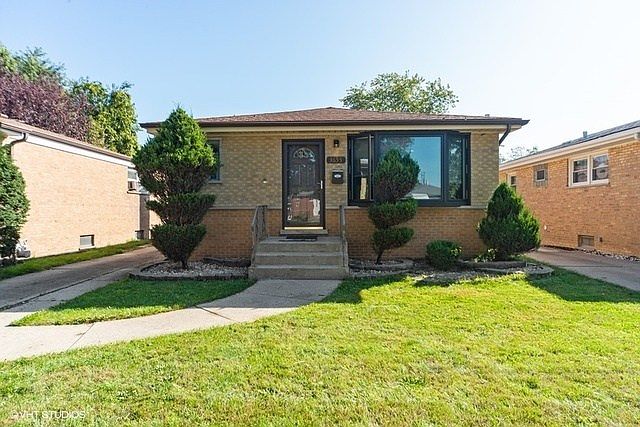 1st image of 3655 Sarah St