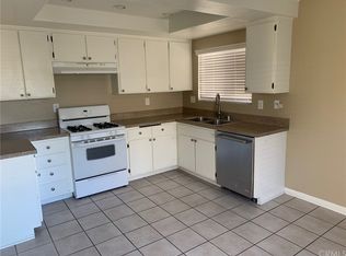 14051 Pinebrook Dr APT C, Tustin, CA 92780