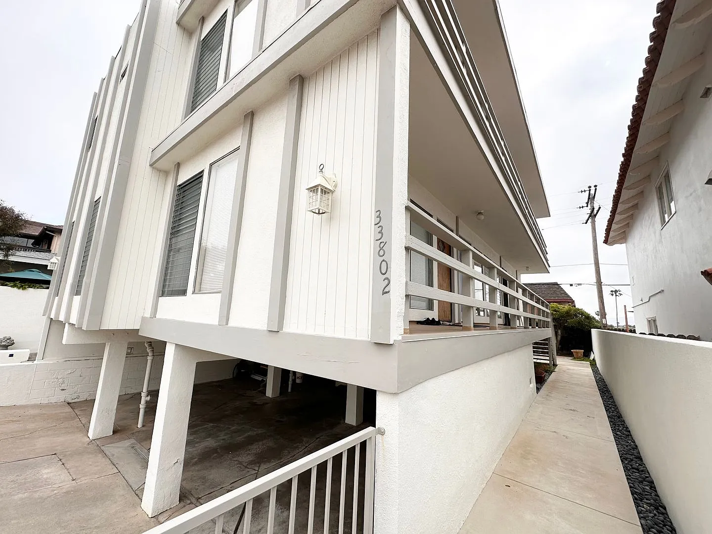 $1000 Off 1st Months Rent!! Two Bedroom In Desirable Dana Point!! — Photo 1