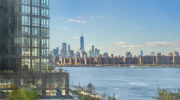 Rented by LL Real Estate Services | media 12