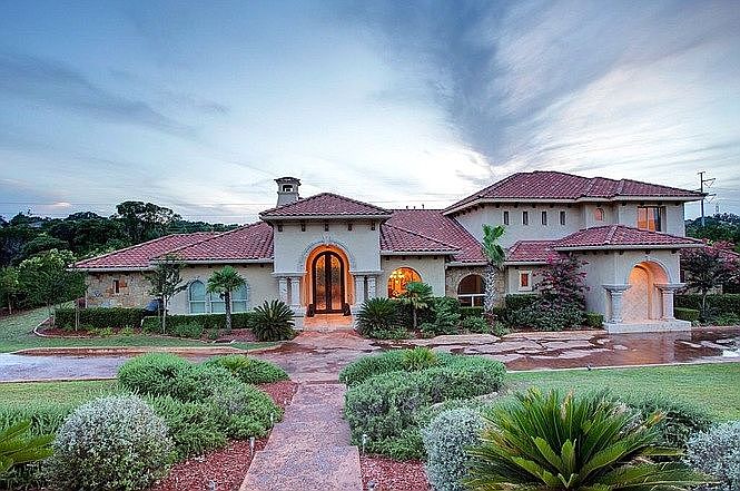1st image of 305 Bella Montagna Cir