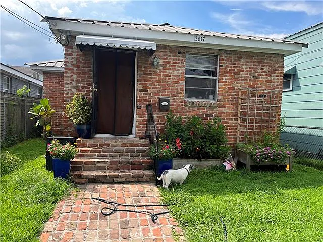 2617 Danneel St — Photo 1