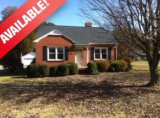 813 S Point Rd, Belmont, NC 28012