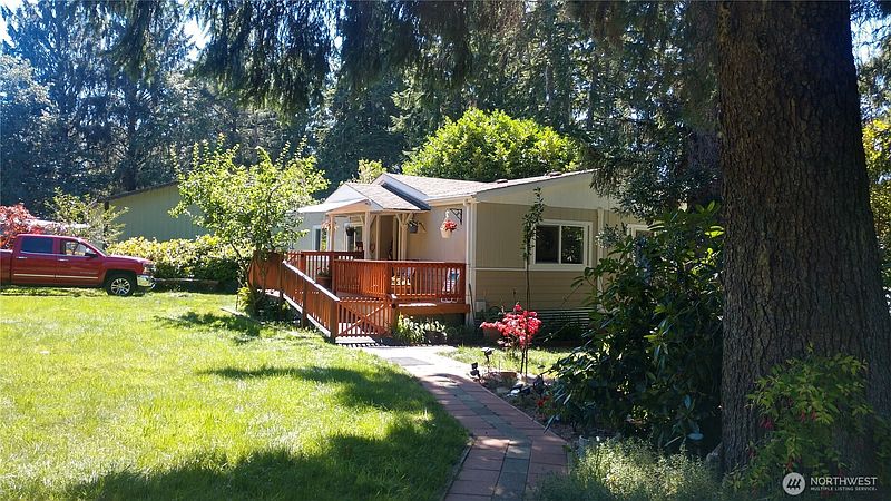 2nd image of 32401 Douglas Drive