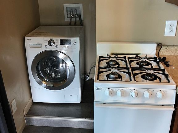 4th image of 313 Carrier St NE APT 3