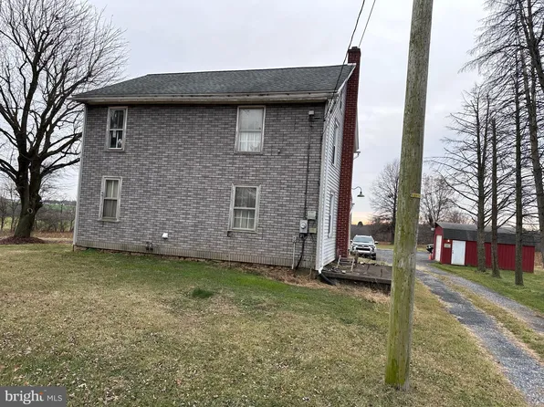 120 Pleasant Dr, Myerstown, PA 17067