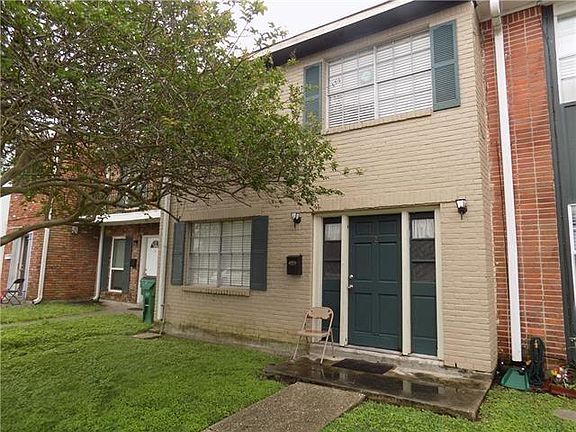 2nd image of 62 New England Ct