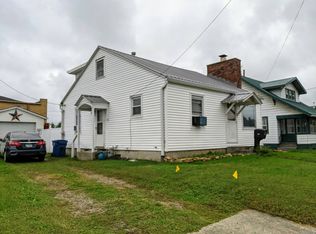 307 E Locust St, Robinson, IL 62454