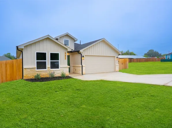707 Keith St, Granbury, TX 76048