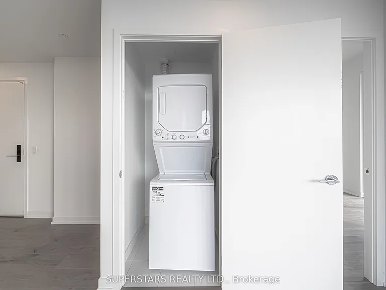 285 Dufferin St #1124 — Photo 19