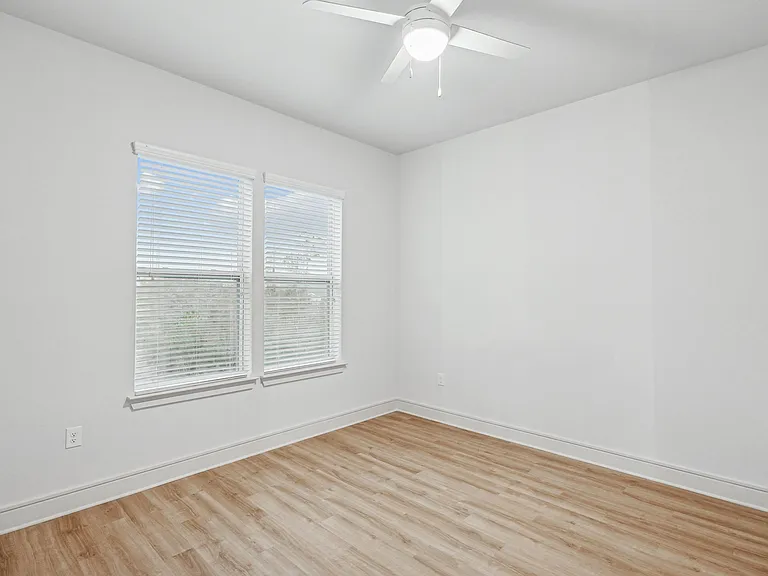 Sopra Luxury Living — Photo 59